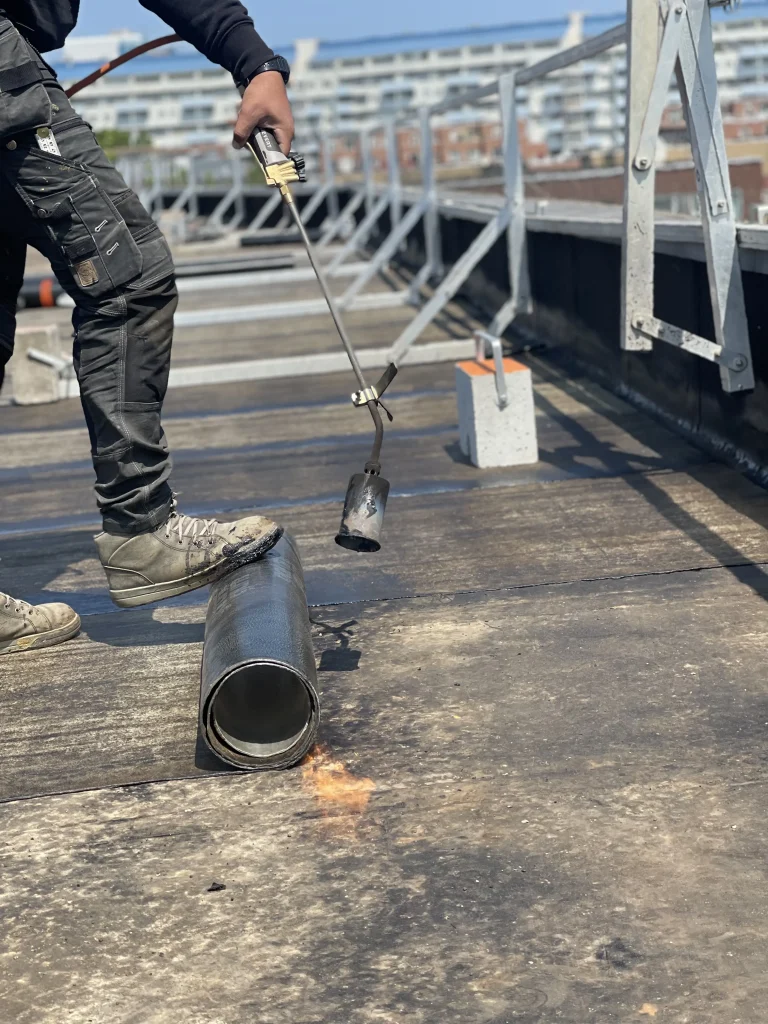dakdekkersbedrijf ulsa bv